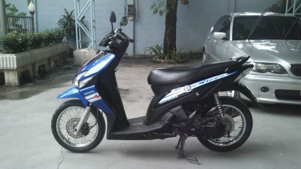 ขอขาย คลิ๊ก เดิมๆ เครื่องดีมาก สมบูรณ์ 95 \% ครับ