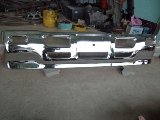 ขายกันชนสแตนเลสเป็นของ6ล้อและ10ล้อเดก้า  สภาพสวยๆๆ