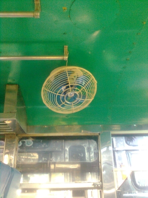 ขายรถบัส8เมตรHINOเครื่อง6BD1สภาพรถใช้งานอยู่