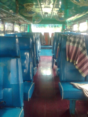 ขายรถบัส8เมตรHINOเครื่อง6BD1สภาพรถใช้งานอยู่