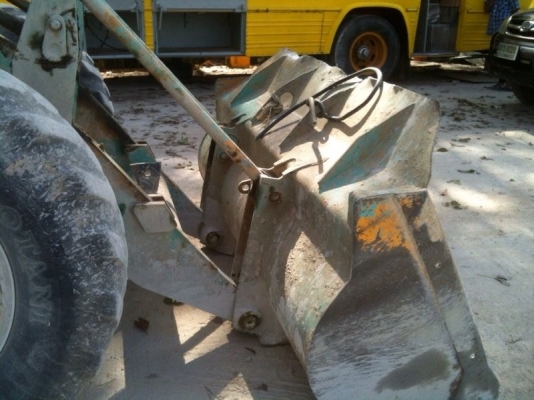 รถตัก CAT 910 สนใจติดต่อ 081 - 6079515 รถตัก CAT 910 สนใจติดต่อ 081 - 6079515