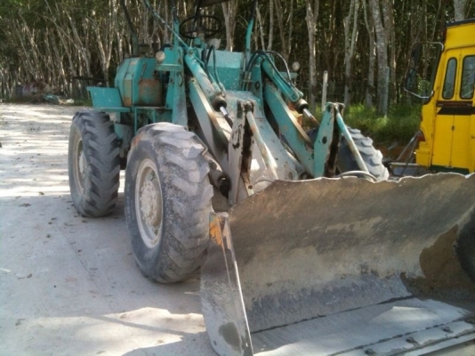 รถตัก CAT 910 สนใจติดต่อ 081 - 6079515 รถตัก CAT 910 สนใจติดต่อ 081 - 6079515