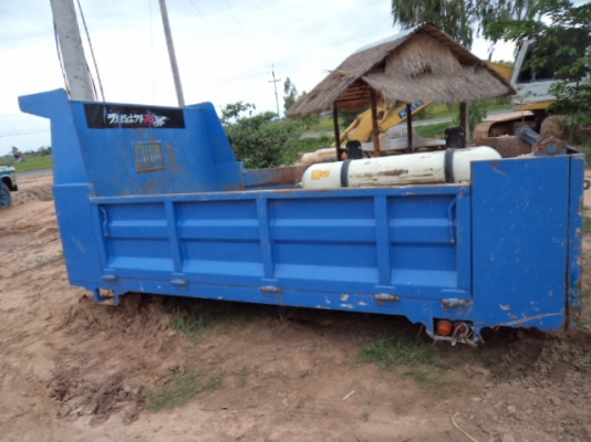 ขายกะบะดั้มเป็นของรถ6ล้ออีซูซุร็อก  อุปกรครบทุกอย่างพร้อมเอาไปยกติดตั้งได้เลยคับ