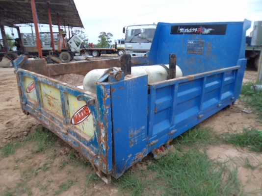 ขายกะบะดั้มเป็นของรถ6ล้ออีซูซุร็อก  อุปกรครบทุกอย่างพร้อมเอาไปยกติดตั้งได้เลยคับ