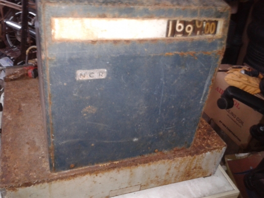 เครื่องคิดเงินเก่าๆ  1800