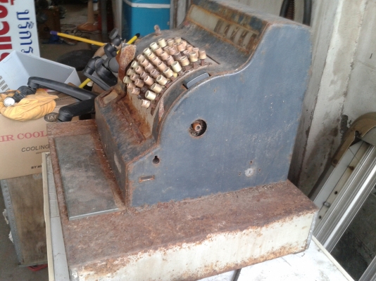 เครื่องคิดเงินเก่าๆ  1800