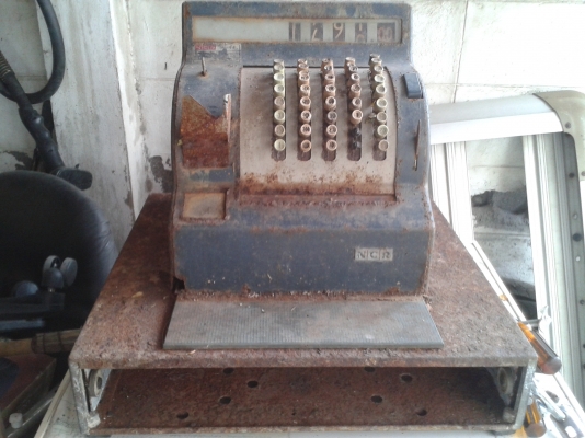 เครื่องคิดเงินเก่าๆ  1800