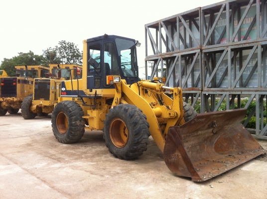 ขายถูกรถตักล้อยาง รถใหม่ พึ่งมาถึง WA180-1 ยี่ห้อ KOMATSU ผลิตญี่ปุ่น รถเก่านอก ไม่เคยใช้งานในไทย