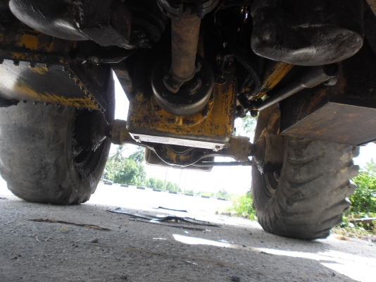 ขายรถตักล้อยางอีห้อ CAT รุ่น 922พร้อมทะเบียน  พร้อมใช้งาน