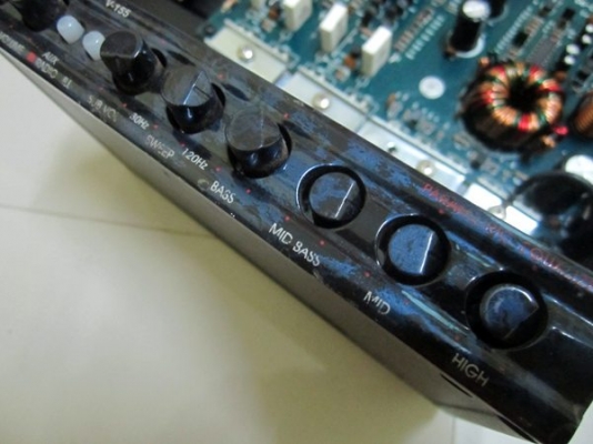 ขายปรี + แอมป์ 4 ch  1000 เดียว