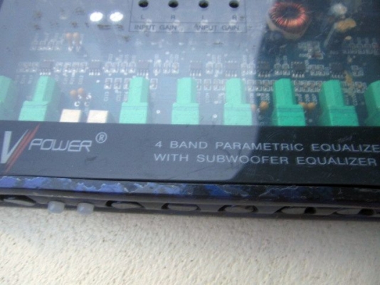 ขายปรี + แอมป์ 4 ch  1000 เดียว