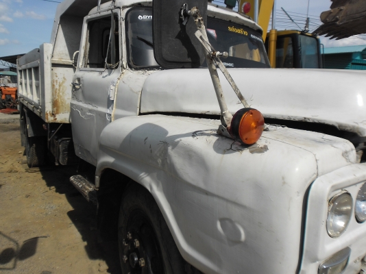 ขายด่วนหกล้อดั้มหัวยาว พร้อมใช้ ขายด่วนหกล้อดั้มหัวยาว พร้อมใช้