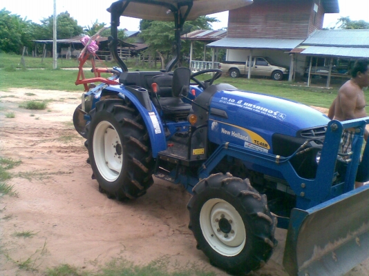 ขายนิวฮอลแลนด์ 48 แรงเล่มทะเบียนพร้อมโอน