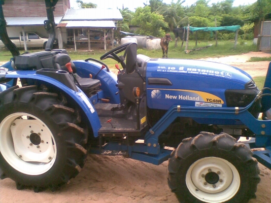 ขายนิวฮอลแลนด์ 48 แรงเล่มทะเบียนพร้อมโอน