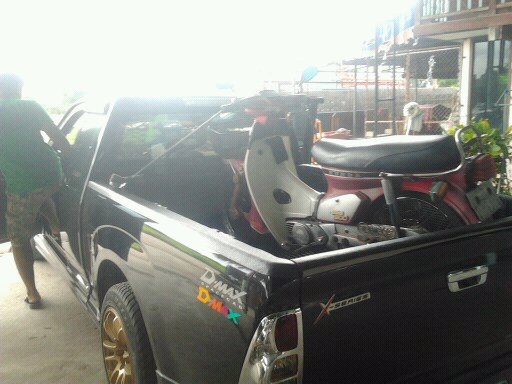 ขาย แล้ว ครับ ชาลี กับ HONDA C 900 ขอบคุณพี่ ๆ จาก กำแพงเพชร มากครับ มารับรถเองที่บ้าน