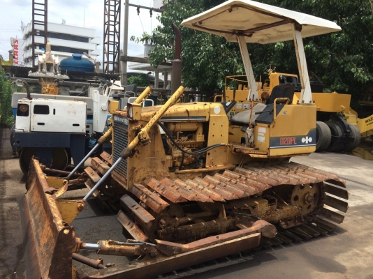 ขายด่วนแทรกเตอร์KOMATSU D20PL-6 เก่าญี่ปุ่น 4400ชั่วโมง