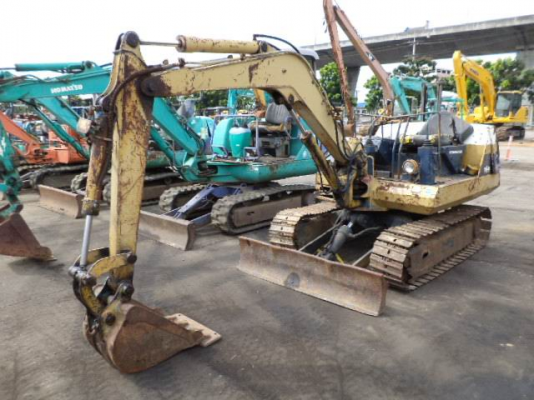 ขายด่วนรถขุด PC20-5 เก่าญี่ปุ่น