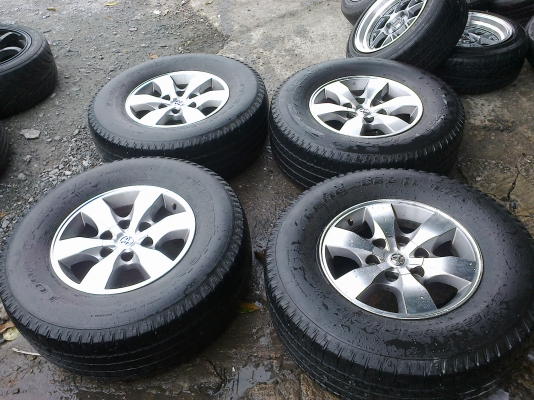 ขายล้อขอบ16พร้อมยางชุดละ 6800