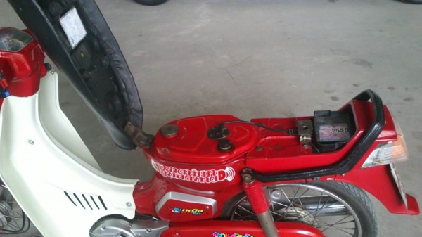 ขายด่วน รถ RC 100 พร้อมใช้งานเครื่องดี