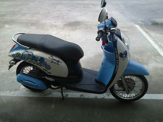 ขอบคูณนริศรา ระยองScoopy i 110 ปี54 ผู้หญิงใช้  เครื่องยนต์หัวฉีด(รับเล่มทันที)