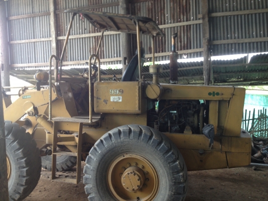 ต้องการขายรถตักล้อยางยีีห้อ KOMATSU JH 30 ราคา 350,000บาท