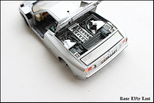 Bburago Bugatti EB 110 (1991) Diecast Model Cars 1/24 Bburago Bugatti EB 110 (1991) Diecast Model Cars 1/24