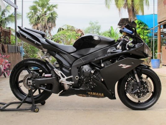 YAMAHA R1 ปี 07 ทะเบียนแท้ สมอ