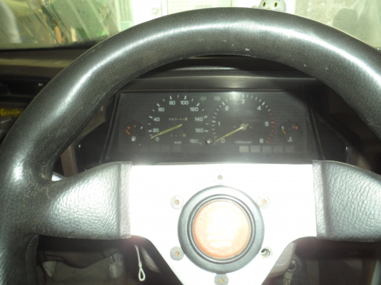 รถแวน L200