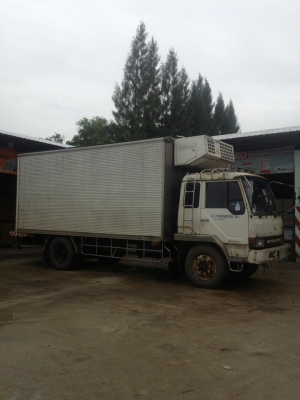 ขายมิตซู ฟูโซ 457J 190เเรงม้า เบรกจิ็ฟฟี้ พร้อมตู้เย็น