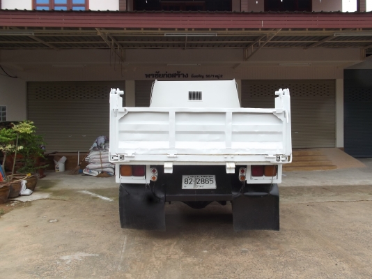 ขาย 6 ล้อดั้ม ISUZU DECA 210 6HH1 สภาพสวยทะเบียนเต็มพร้อมโอน ขาย 6 ล้อดั้ม ISUZU DECA 210 6HH1 สภาพสวยทะเบียนเต็มพร้อมโอน