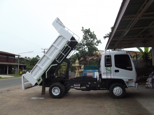 ขาย 6 ล้อดั้ม ISUZU DECA 210 6HH1 สภาพสวยทะเบียนเต็มพร้อมโอน ขาย 6 ล้อดั้ม ISUZU DECA 210 6HH1 สภาพสวยทะเบียนเต็มพร้อมโอน