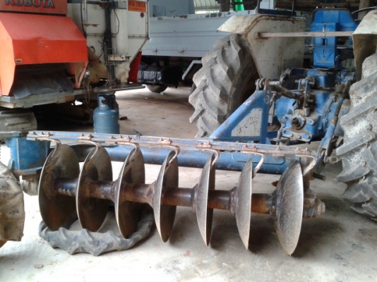 ขายรถFord 5000ราคาถูก ขายรถFord 5000ราคาถูก