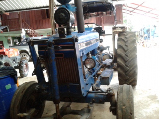 ขายรถFord 5000ราคาถูก