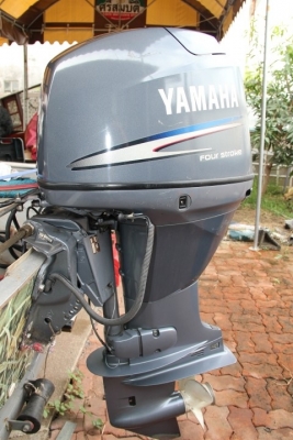 ขายเครื่องยามาฮ่าหัวฉีด 60 แรงสี่จังหวะ มีทริม