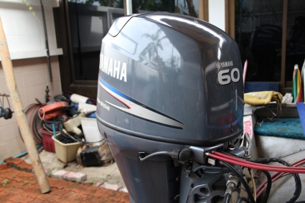 ขายเครื่องยามาฮ่าหัวฉีด 60 แรงสี่จังหวะ มีทริม