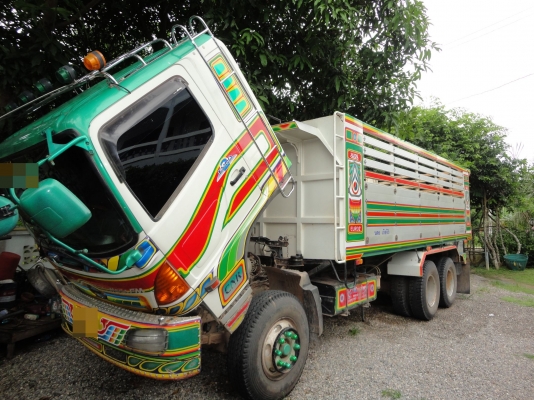 ขาย 10 ล้อ ดั้ม 2 เพลา MEGA FM 260 แรง โบว์ สภาพสวย พร้อมใช้. ลดราคา. 1950000 บาท