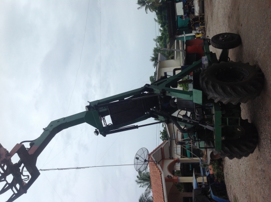 ขายรถคีบอ้อย