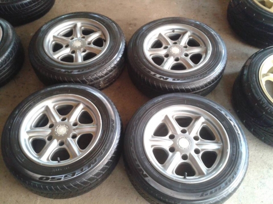 ขายล้อ15 6รูพร้อมยาง 5500