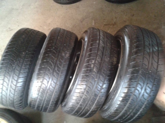 ขายล้อ15 6รูพร้อมยาง 5500