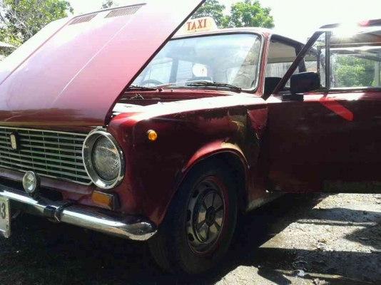 ขายด่วนFiat 124(ตัวแลกของรุ่น ไฟนอน)ทะเบียนพร้อมโอน เครื่องดีพร้อมใช้งานราคาต่อลองได้