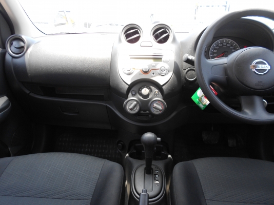 ขายนิสสันมาร์ส ปี 2010 ท๊อป เล่มพร้อมโอน