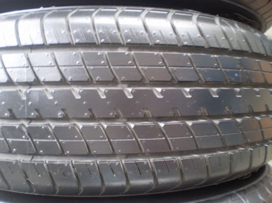 ขายยางป้ายแดง 185 60 15 ปี1913 ขายยางป้ายแดง 185 60 15 ปี1913