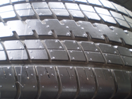 ขายยางป้ายแดง 185 60 15 ปี1913