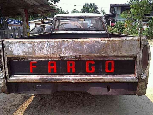 ขายหรือแลกแต่ตัวกระบะdodge fargo ช่วงยาว/แลกกับกระบะโปร่ง