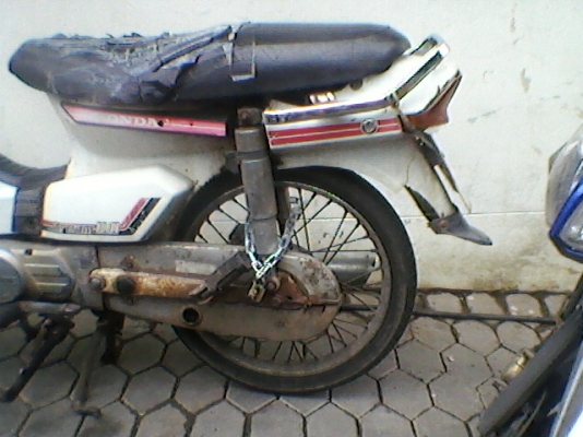 *** ดรีมคุรุสภาแท้100\%(รถของครูใหญ่) แค่8500บ.***