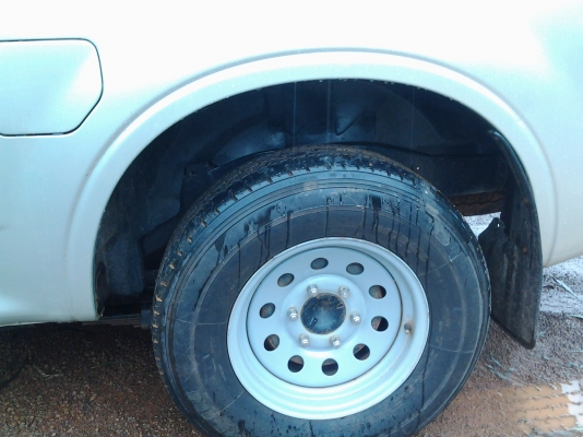 Isuzu D Max 2.5 Spark เพาเวอร แอรเย็น ปี 52 เพลาลอย ยางหลังใหญ่ สำหรับบรรทุกสินค้าเกษตร