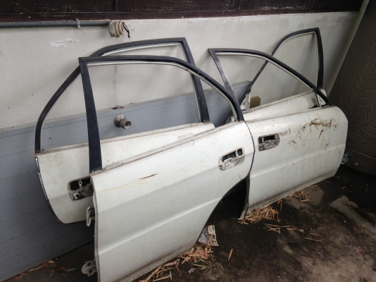 โครงประตูเปล่าๆ mitsu ck ท้ายเบนซ์