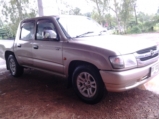 Toyota Sport cruiser 2.5 D4D 4  ประตู ปี 46