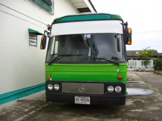 ต้องการขายรถบัส 12 เมตร BENZ  เครื่องท้าย ถุงลม