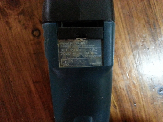 ขายสว่านโรตารี่3ระบบยี่ห้อBOSCHรุ่นGBH2-26DEสภาพ80\%พร้อมใช้งานครับ